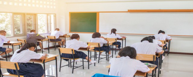 如何查高考准考证号 如何查自己的高考报名序号和准考证号