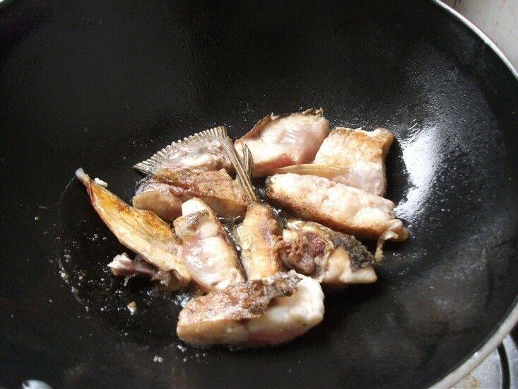 草鱼怎么炒好吃