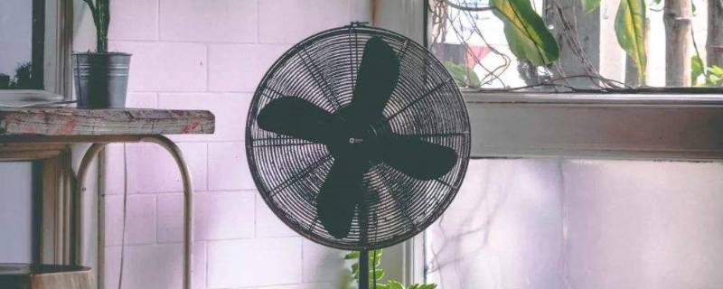 打雷可以在室内吹风扇吗