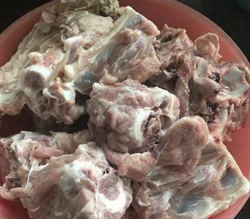 如何炖羊蝎子