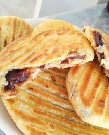 油酥豆沙饼的做法及配方