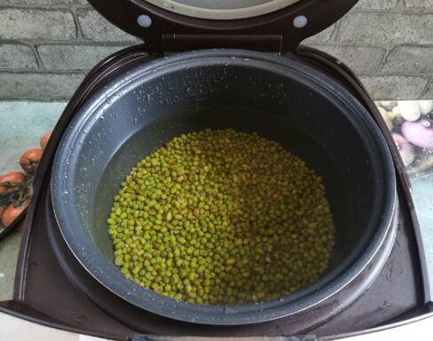 熬绿豆汤怎样又快又烂熟