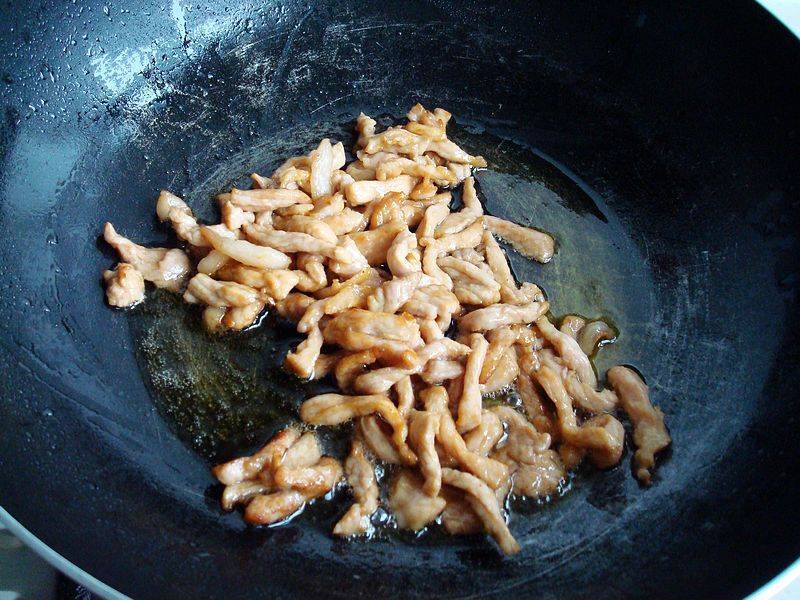 白菜炒肉怎么做