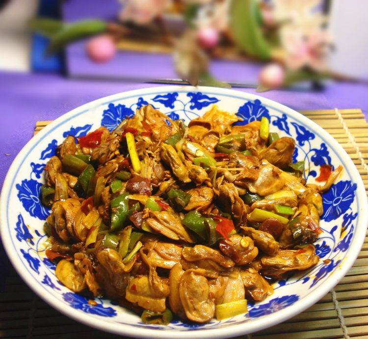 河蚌怎么炒好吃