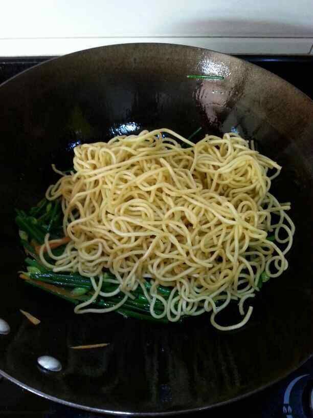 水面怎么炒