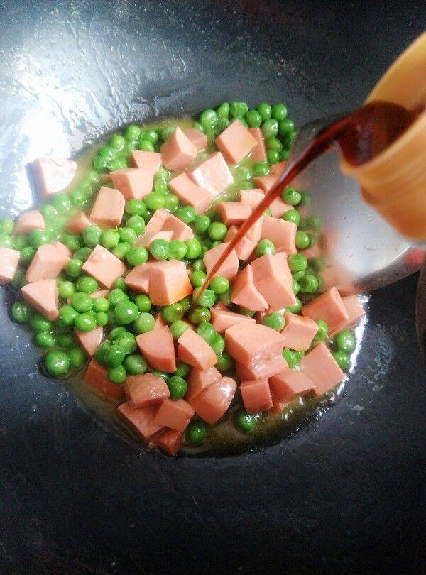 火腿肠怎么炒好吃