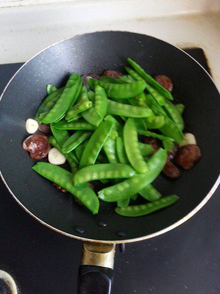 麻辣肠怎么炒好吃