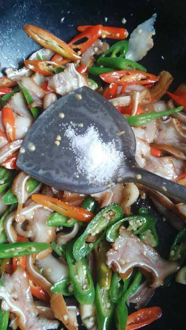 卤猪耳朵怎么炒
