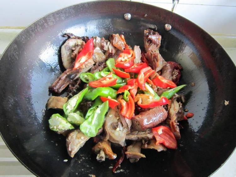 卤鸭怎么炒