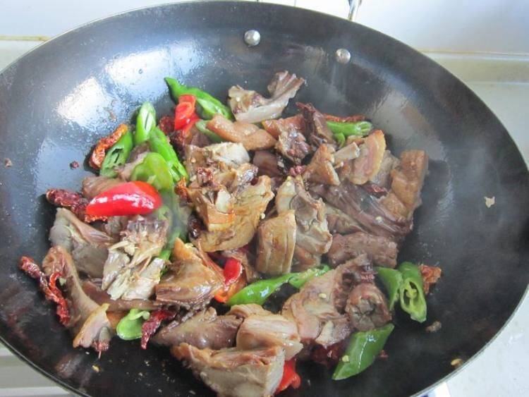卤鸭怎么炒
