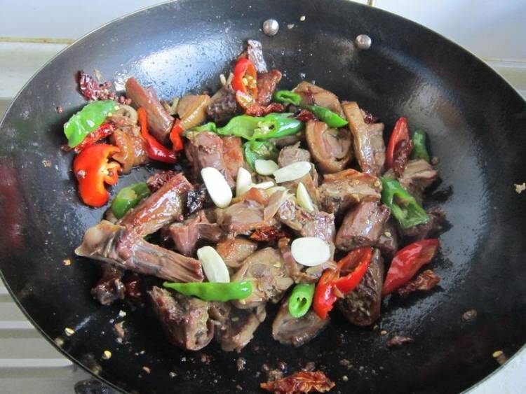 卤鸭怎么炒