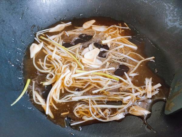 锅包肉是哪里的菜