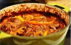 红酒焖牛肉 经典做法