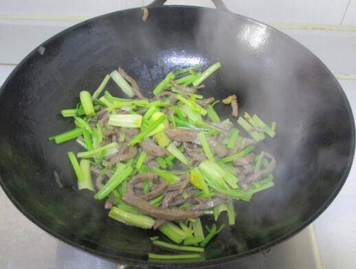 怎么炒牛肉丝