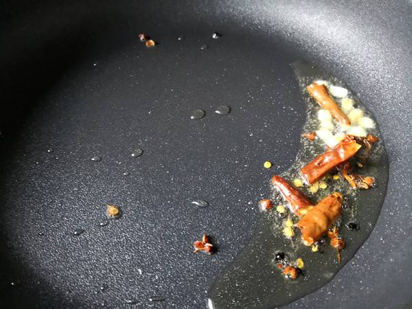 怎么炒蝉