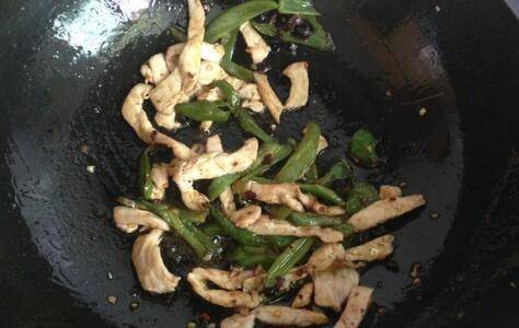 炒鸡肉怎么做