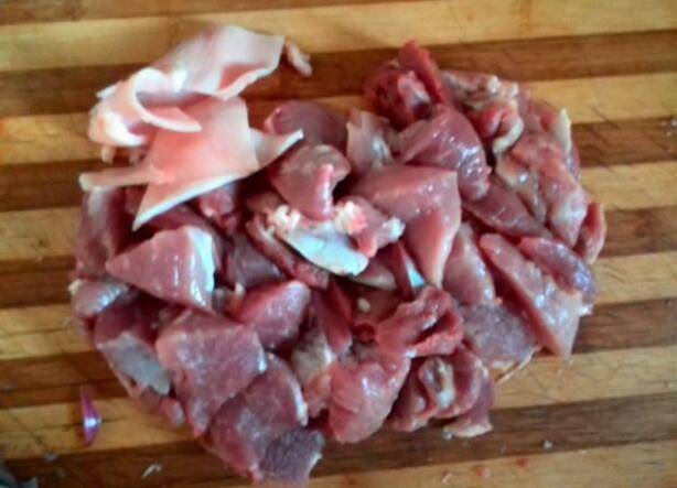 炖肉怎么做
