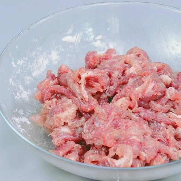 肉丝怎么炒嫩