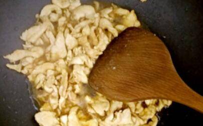 鸡脯肉适合和什么菜炒
