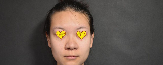 大鼻子怎样化妆变小 大鼻子化妆变小方式