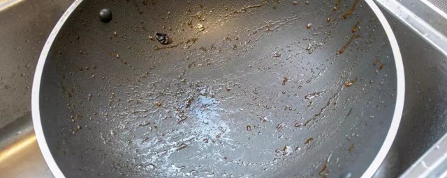 大勺怎样清洗干净 大勺炒锅怎样清洗干净
