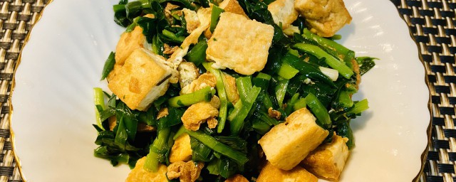 如何烧出好吃的韭菜豆腐? 韭菜豆腐的做法