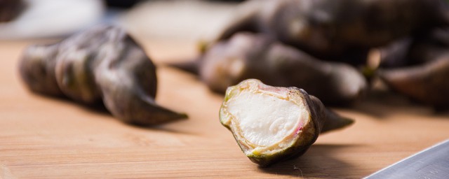 菱角去壳的方法 菱角去壳方法分享