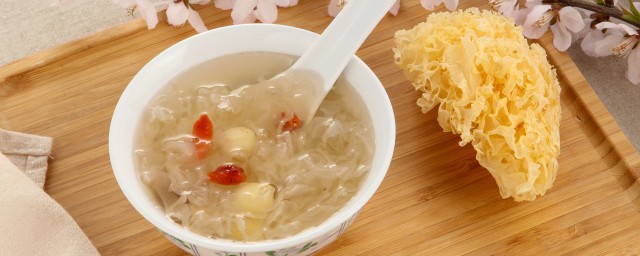 新鲜银耳怎么煮才能清洗干净 处理新鲜银耳的技巧