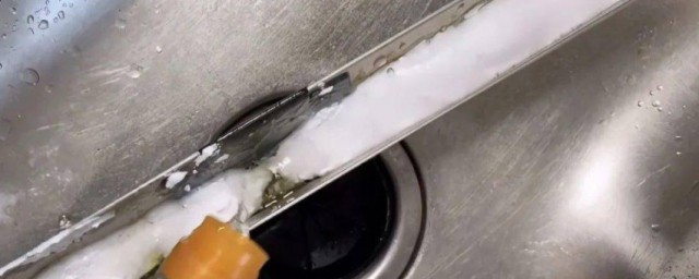 机体油用什么清洗干净 机体油怎么清洗