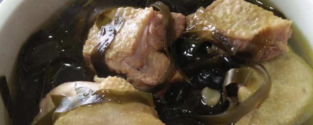 鸭脚和什么一起煲汤好 和鸭脚煲汤好的食物