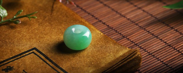翡翠山水牌子寓意 翡翠山水牌子寓意是什么