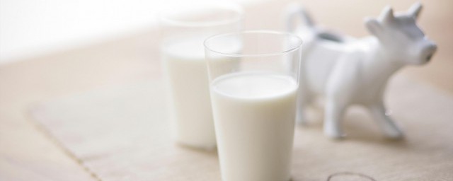 炼奶和炼乳一样吗 炼奶和炼乳是一样的吗
