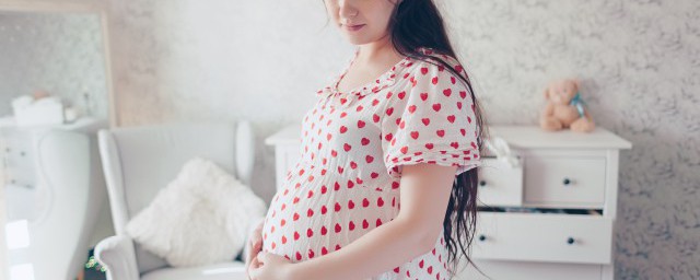 孕妇可以吃泡椒凤爪吗 孕妇吃泡椒凤爪可以吗