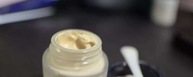 粉底液和粉霜区别 关于粉底液和粉霜区别