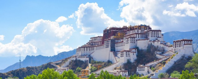 西藏布达拉宫在哪个市 关于布达拉宫的历史知识