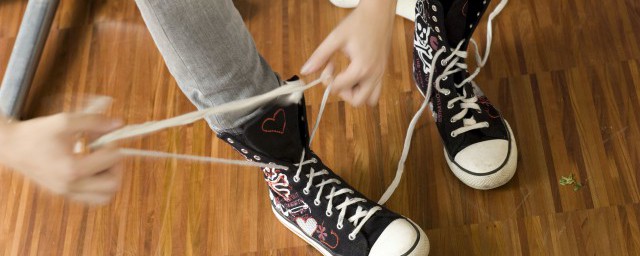 如何系鞋带不用系扣 怎么系鞋带不用系扣
