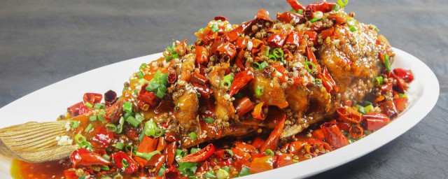 五香酥鱼怎么做好吃 五香酥鱼的做法