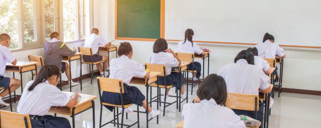 考上大学的祝福语是啥啊 考上大学的祝福语