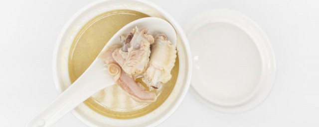 白鸽和鸡一起炖有什么功效 白鸽和鸡一起炖有什么作用