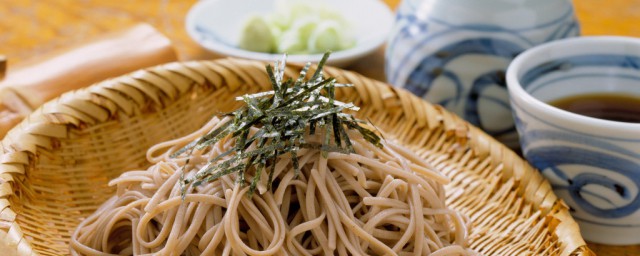 荞麦面条制作方法 荞麦面条的制作方法介绍