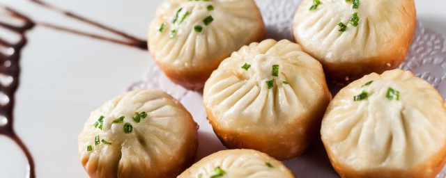 蒸包子粘纱布上咋办 蒸包子粘纱布上怎么办