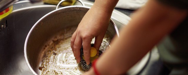 电饭煲内胆清洗妙招 电饭煲内胆清洗妙招有哪些