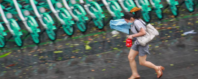 暴雨天气要注意些什么 暴雨天气要注意的事情