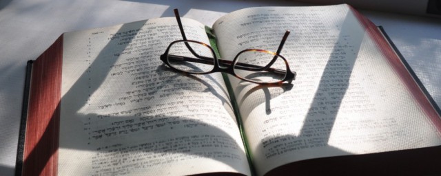 桃之夭夭灼灼其华意思暗喻什么 桃之夭夭灼灼其华解释