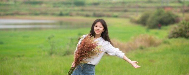 如何清洗发黄的白衬衫 清洗发黄的白衬衫的办法