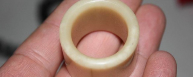男人戴牛骨饰品忌讳 男人戴牛骨饰品忌讳有哪些