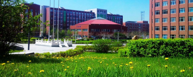 东北师范大学人文学院介绍 东北师范大学人文学院介绍简介