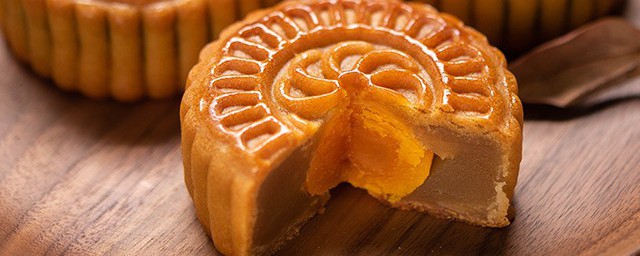 家庭伍仁月饼简易做法 家庭伍仁月饼简易做法次序