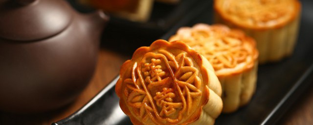 双蛋黄月饼的做法 双蛋黄月饼的做法次序