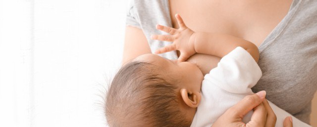 纯母乳喂养多长时间最好 纯母乳喂多久呢